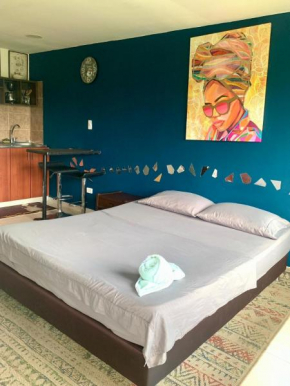 Estudio en 3 piso - Con todo lo necesario al norte de la Cali.